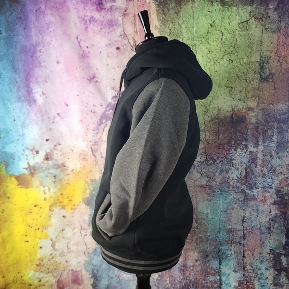 Original Deluxe Varsity Jacket - Picture 3 of 8